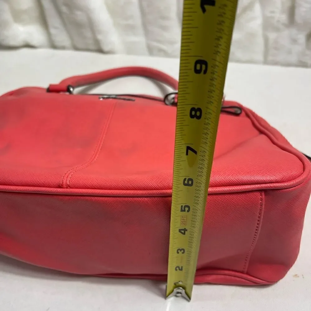 Guess bright orange satchel/Shoulder bag with gold tone hardwares.